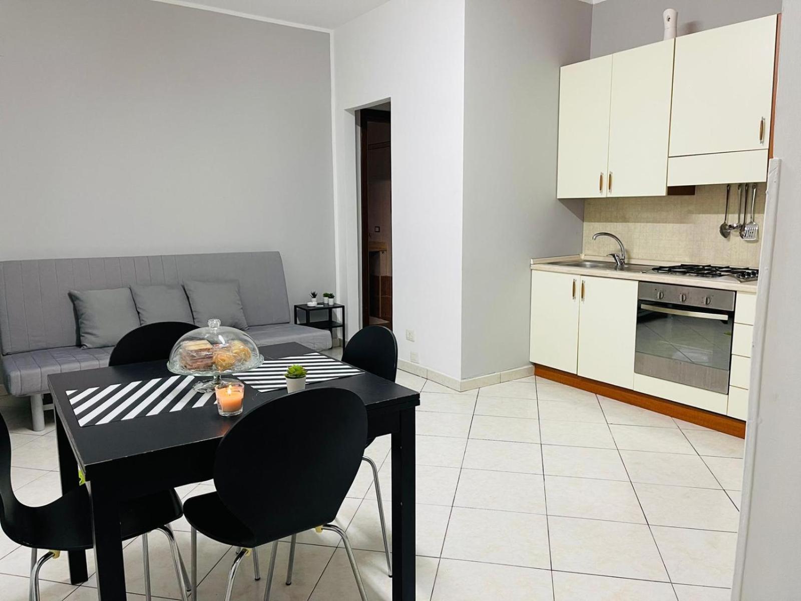 IL QUADRIFOGLIO intero appartamento centro città Villa San Giovanni Extérieur photo